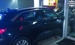 Oto finał tankowania. Wiadomo, kto siedział za kierownicą