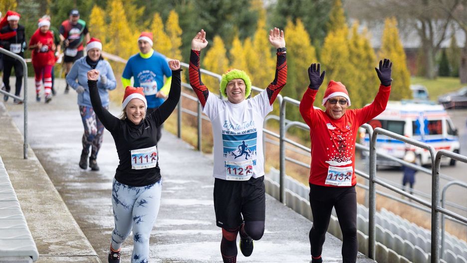 X Mikołajkowy Kross Górski w Słupsku połączył sport z wielką pomocą charytatywną