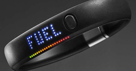 Nike+ FuelBand zmobilizuje Cię do codziennego treningu!