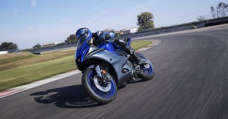 Yamaha pokazała nowe wcielenie R125. Mały nie znaczy słaby