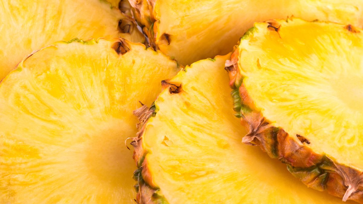 Ananas zawiera wiele cennych dla zdrowia witamin