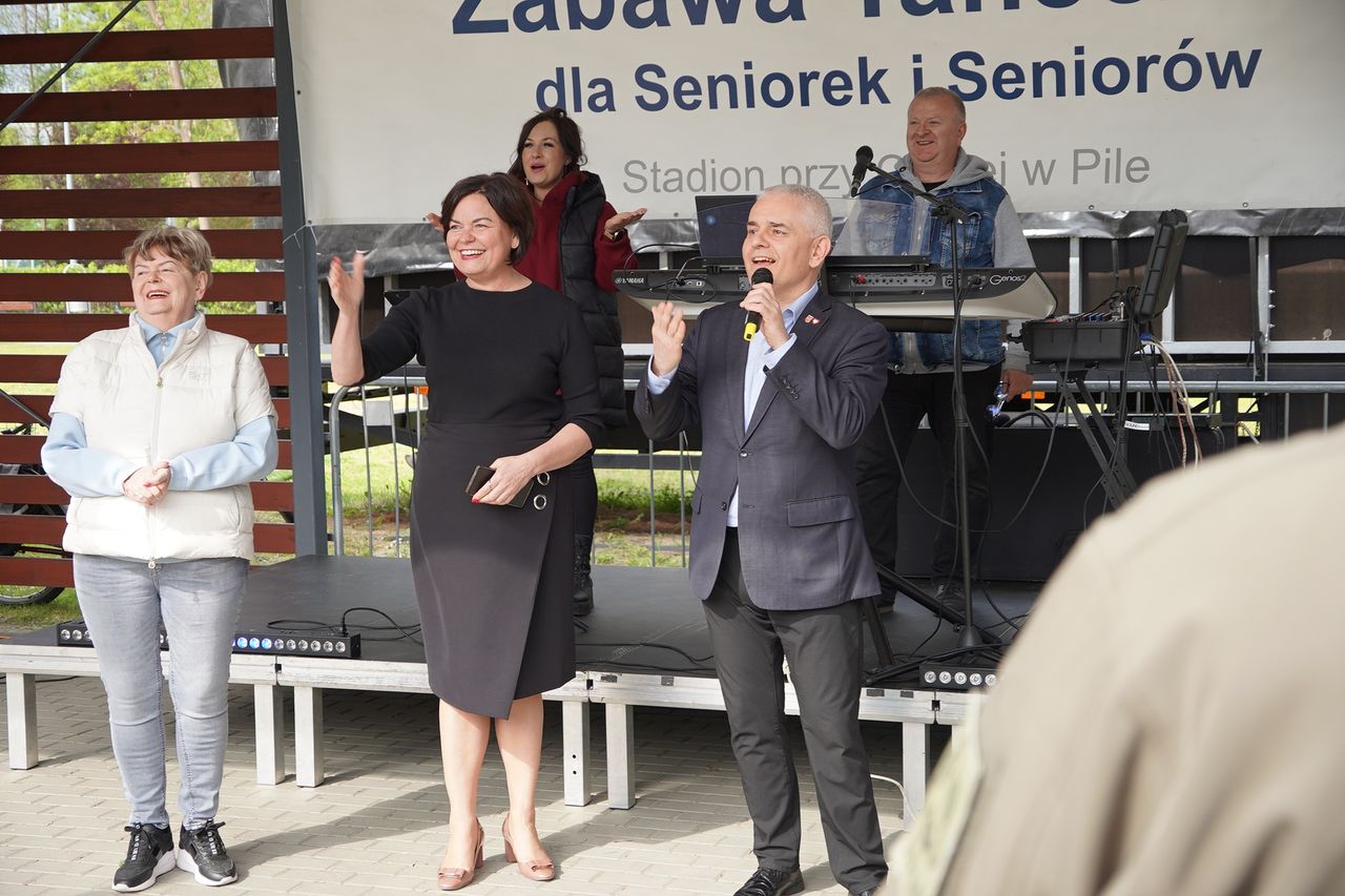 Taneczne środy dla Seniorów i seniorek, Piła, seniorzy