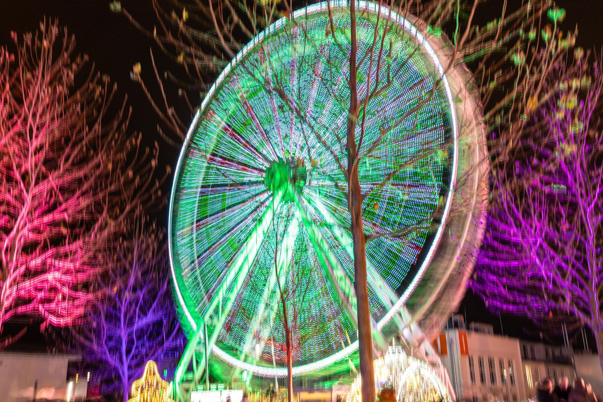 Tak prezentują się świąteczne jarmarki w innych polskich miastach