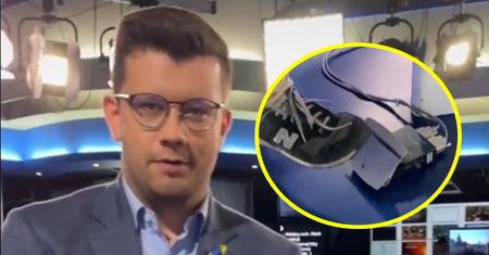 Tak wyglądają kulisy "Faktów TVN". Znany prezenter pokazał tajemniczy pedał