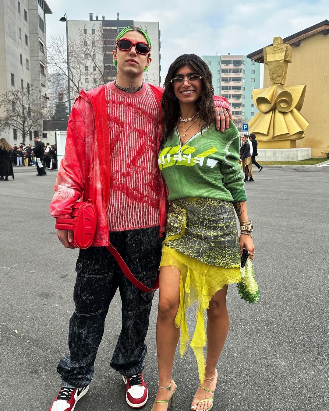Żabson i Mia Khalifa