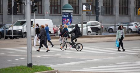 Wielkanoc 2021. W Wielki Piątek idziemy do pracy, a połowa Europy już ma wolne