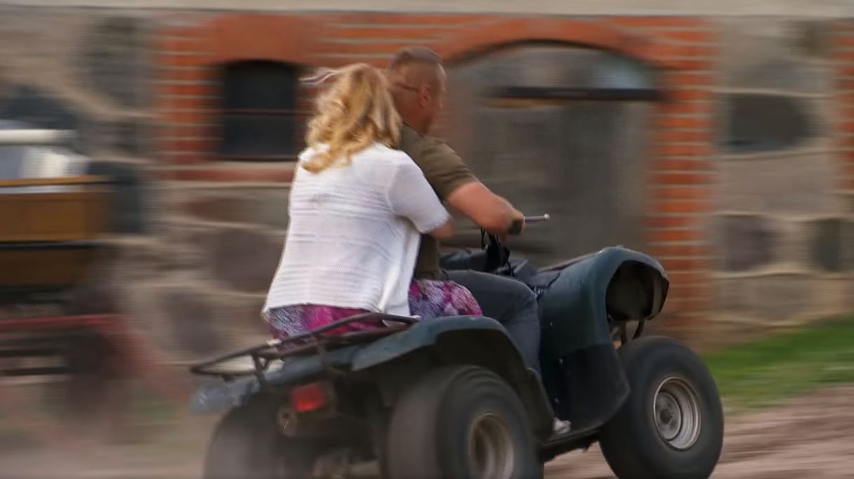 W "Rolniku" czas na wizyty kandydatów na gospodarstwach. Jak oceniają odcinek internauci? 