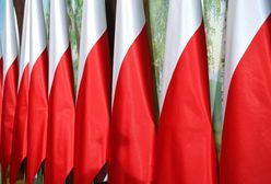 Flaga w każdej gminie. Rząd zrealizuje obietnicę