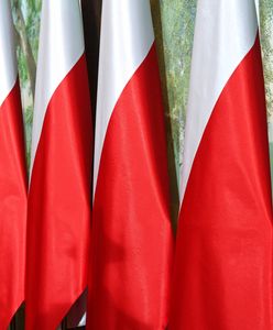 Flaga w każdej gminie. Rząd zrealizuje obietnicę