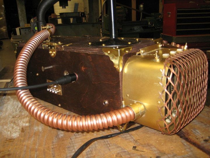 Steampunk-DJ-set-up