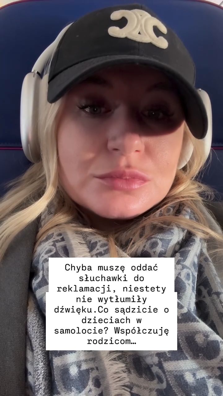 Agatestuje podczas podróży samolotem