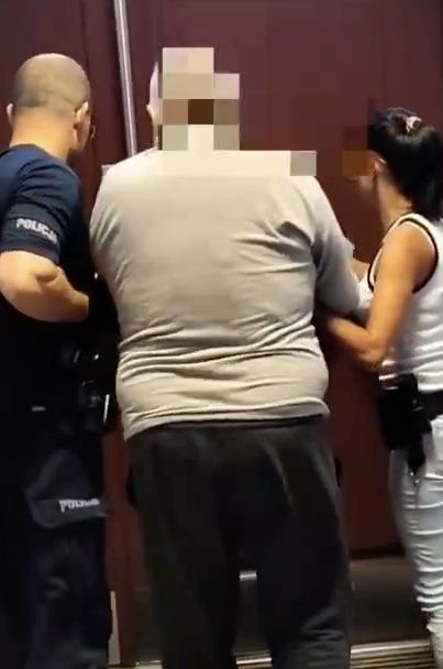 "Hodowca" zatrzymany. Martwe szczeniaki w śmietniku, psy przywiązane do mebli