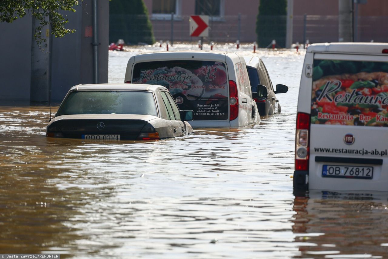 Ile osób zmarło w wyniku powodzi? Policja dementuje plotki