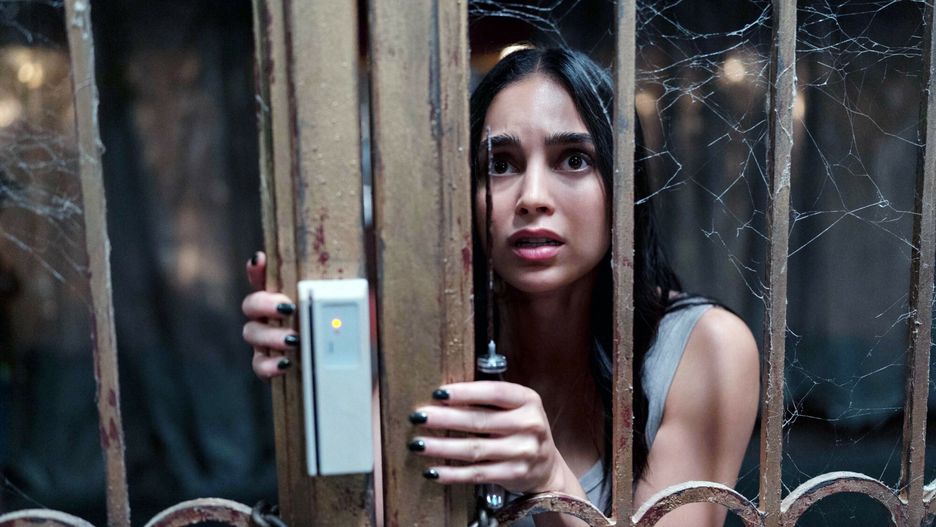 Melissa Barrera w "Krzyku VI" z 2023 r.