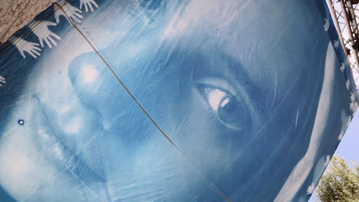 Największy cyjanotyp na świecie ma aż 24 metry kwadratowe 1