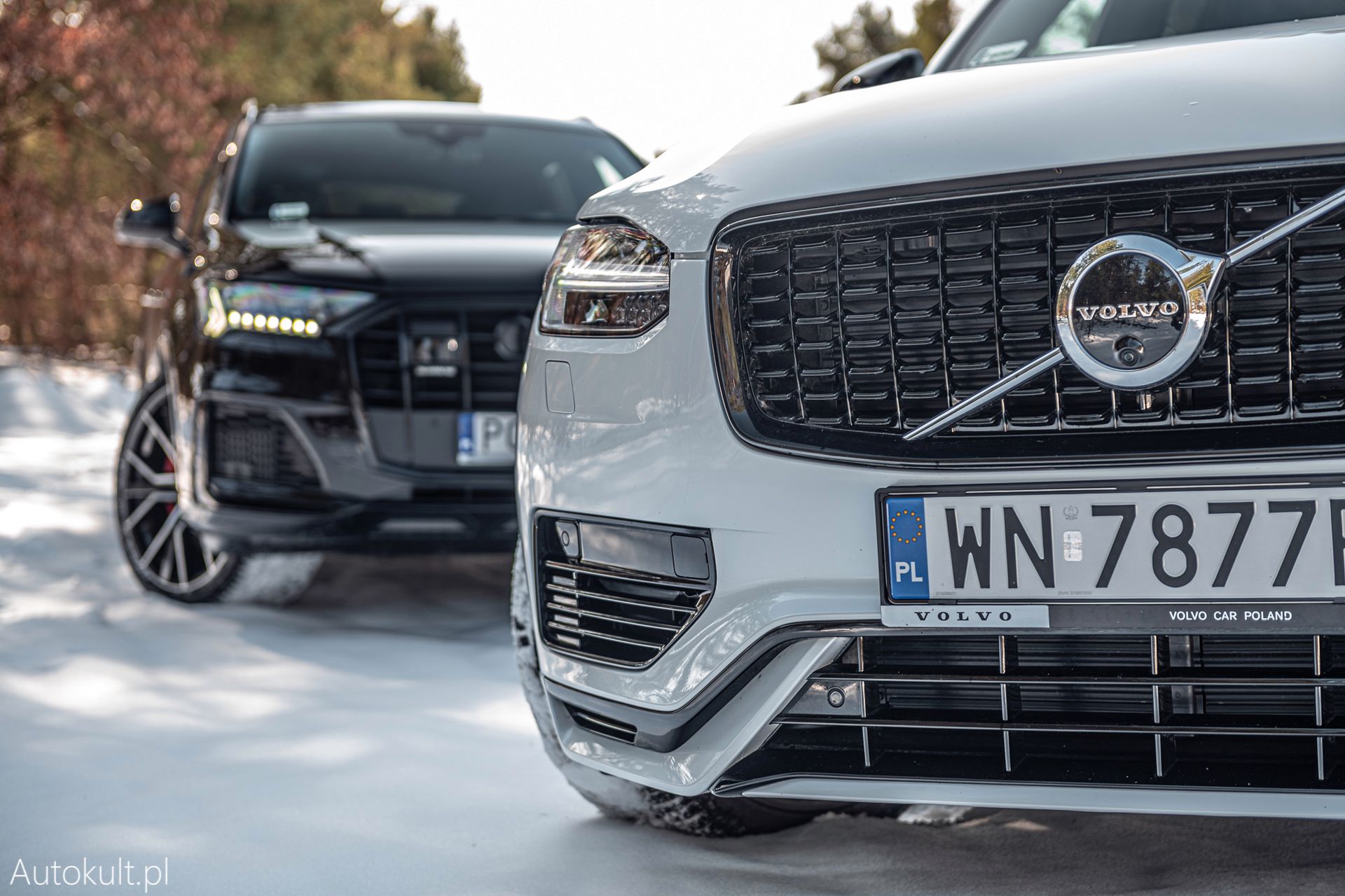 W volvo współpraca między jednostkami przebiega niemal bezbłędnie, dołączenie spalinówki odbywa się miękko, a z każdym wyprostowaniem prawej nogi można liczyć na natychmiastowy zastrzyk mocy proporcjonalny do naszych intencji