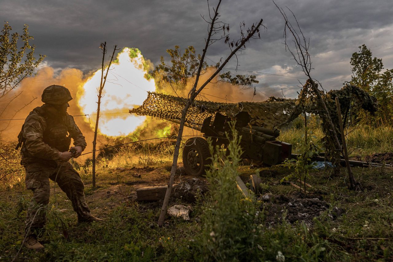 Ukraińcy starają się odpierać rosyjskie ataki i odbijać terytorium, jednak zdaniem gen. Romana Polki ich działania są prowadzone na zbyt małą skalę