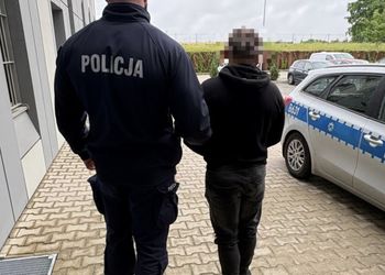 Kradli paliwo z ciągnika. 22-latek z 14 zarzutami