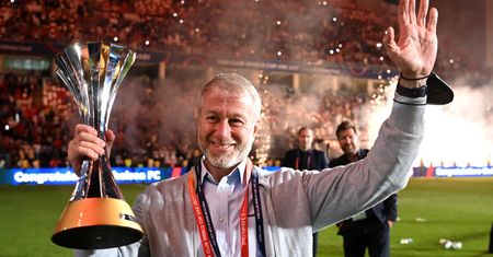 Rosyjski miliarder Roman Abramowicz potwierdza, że zamierza sprzedać Chelsea