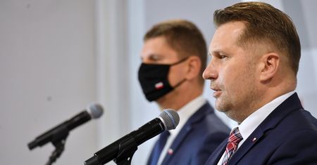 Koronawirus i szkoły. Przemysław Czarnek o nauce zdalnej
