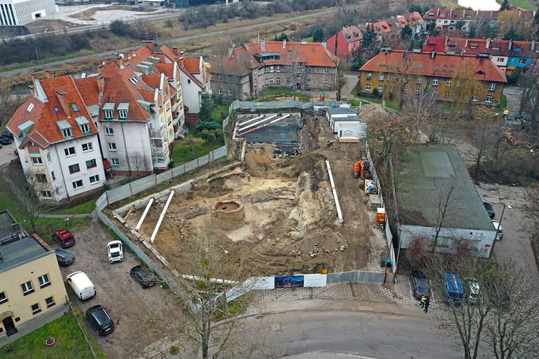 Wał obronny z czasów Mieszka I odkryty na Ostrowie Tumskim