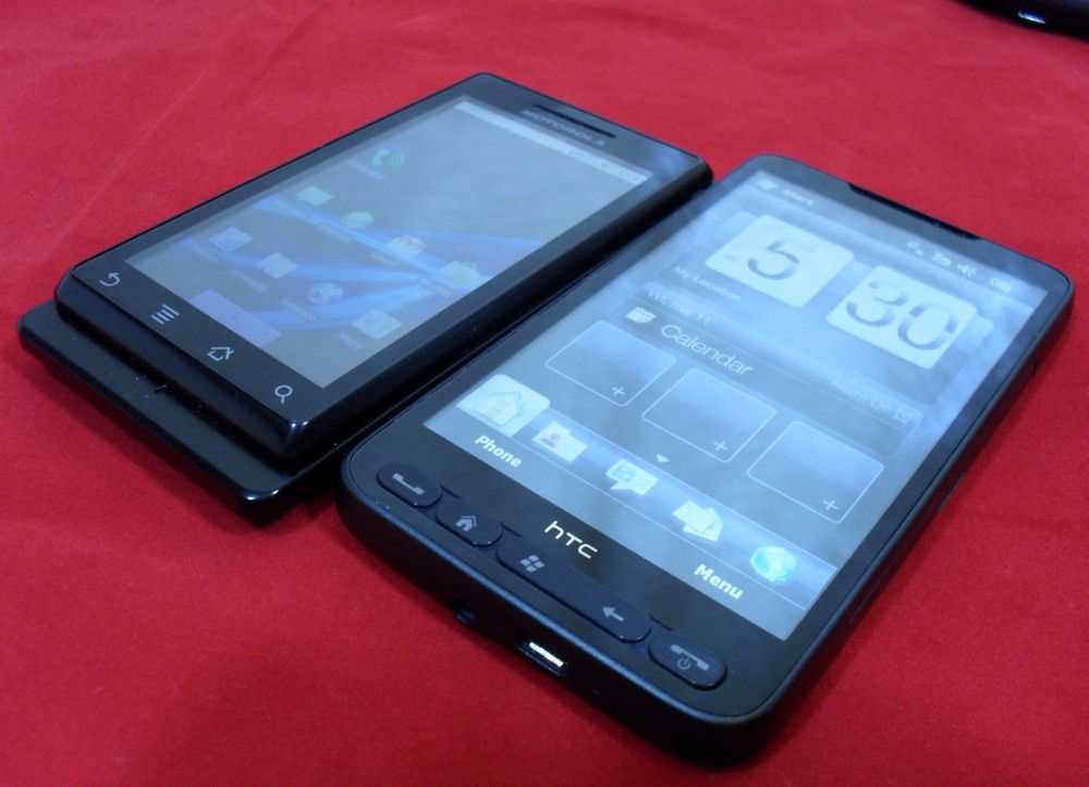 HTC Desire czy Motorola Milestone - porównanie wyświetlaczy 7