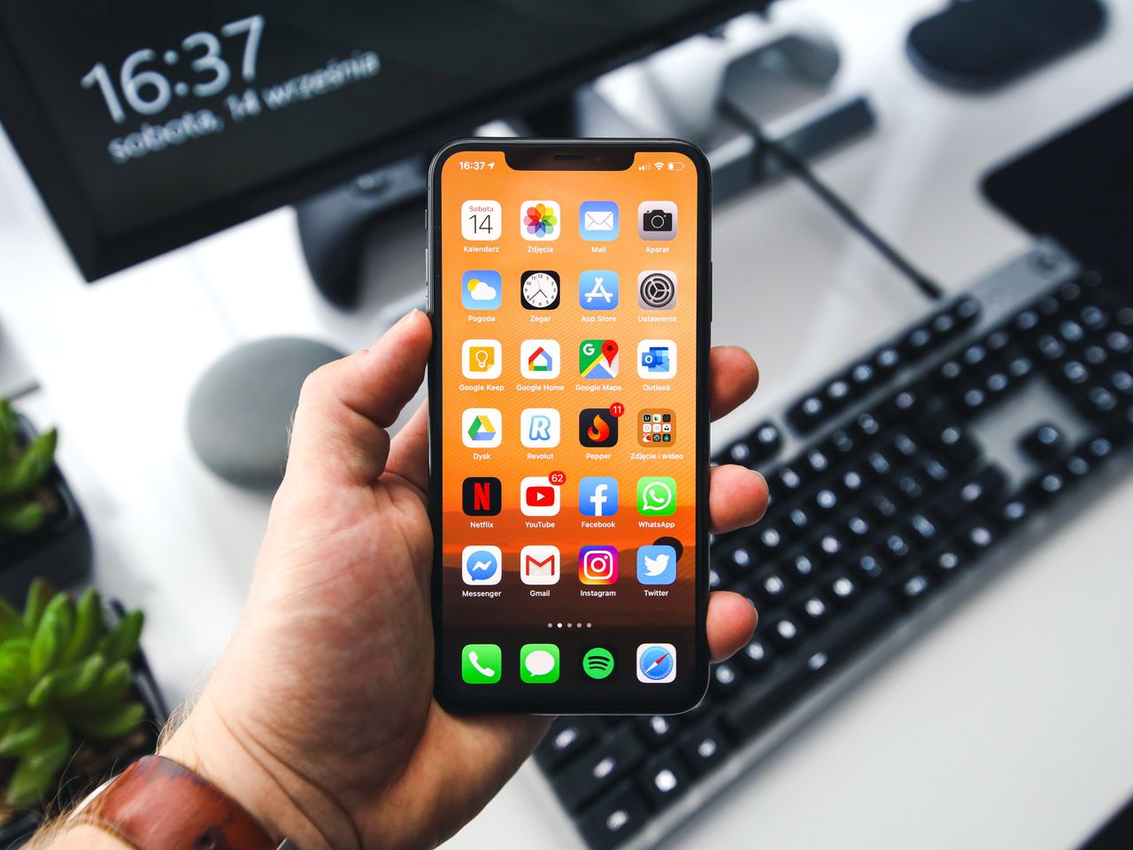 Apple's iPhone 17 Slim: A revisit to the 2019 prototype?