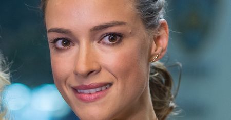 Alicja Bachleda-Curuś w płaszczu i kozakach reprezentuje Polskę w Los Angeles na premierze "The Last Of Us" (ZDJĘCIA)