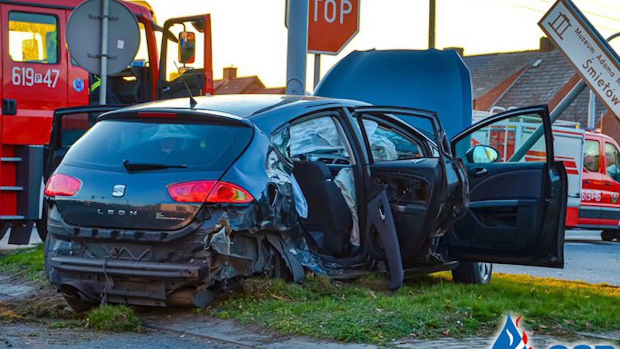 Wóz strażacki spowodował wypadek w Wielkopolsce. Kierowca był pijany