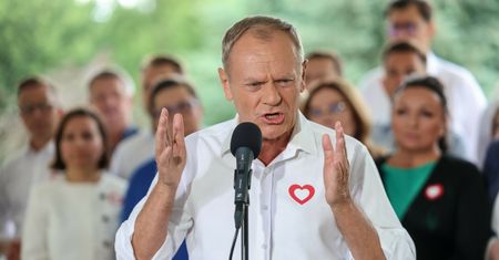 PiS reaguje na wezwanie Tuska. Rzecznik rządu rzuca żartem