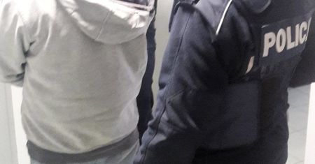 Opole. 50-latek znęcał się nad żoną i dwiema córkami