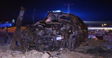 Babin: Peugeot wypadł z drogi, przeleciał 30 metrów i koziołkował. Pijany kierowca wiózł syna