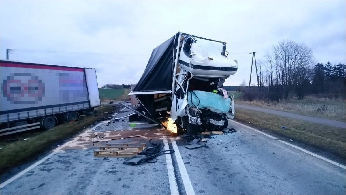 Tragiczny wypadek w kujawsko-pomorskim. W Gościeradzu zderzyły się dwie ciężarówki