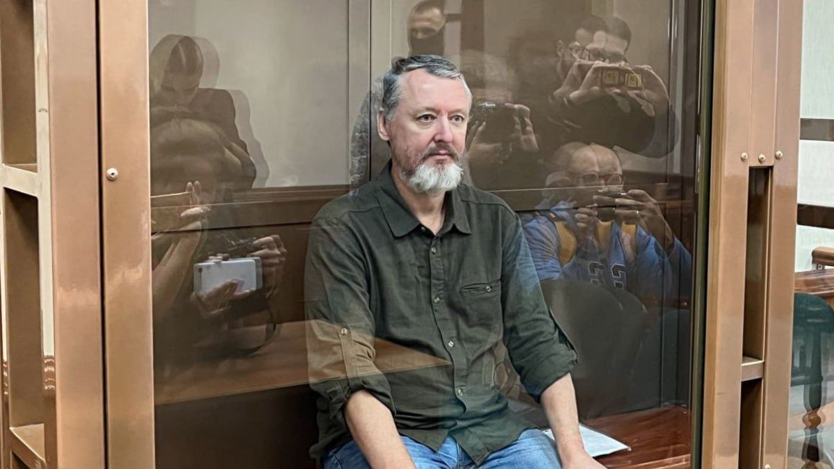 Igor Girkin, ps. Striełkow pozostanie przez kolejne tygodnie w więzieniu