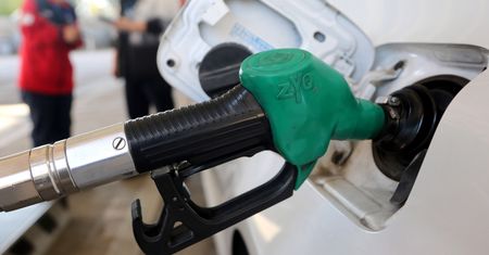 Ropa naftowa zmienia cenę. Czy Polscy kierowcy odczują to na stacjach?