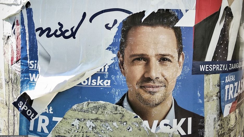 Plakaty kandydatów na prezydenta 2020. Po tej kampanii w powietrzu wisi fala dzikiej agresji, która może mieć tragiczne konsekwencje
