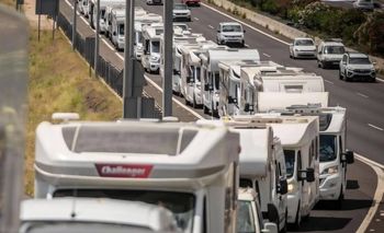 Gigantyczna akcja kamperów. Pół tysiąca samochodów blokowało drogi