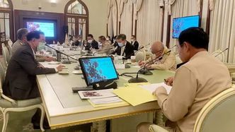 Premier Tajlandii ukarany grzywną. Powód: przyłapano go bez maseczki