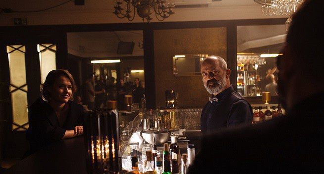 Wojciech Zieliński, Czesław Mozil, Olga Frycz, Tede i Jacek Koman w internetowym serialu promującym Ballantine’s