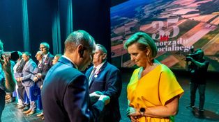 Białystok: Wielka gala samorządowców w podlaskiej operze. Świętowali 35-lecie odrodzenia samorządności i jubileusz 25-lecia Związku Gmin Wiejskich