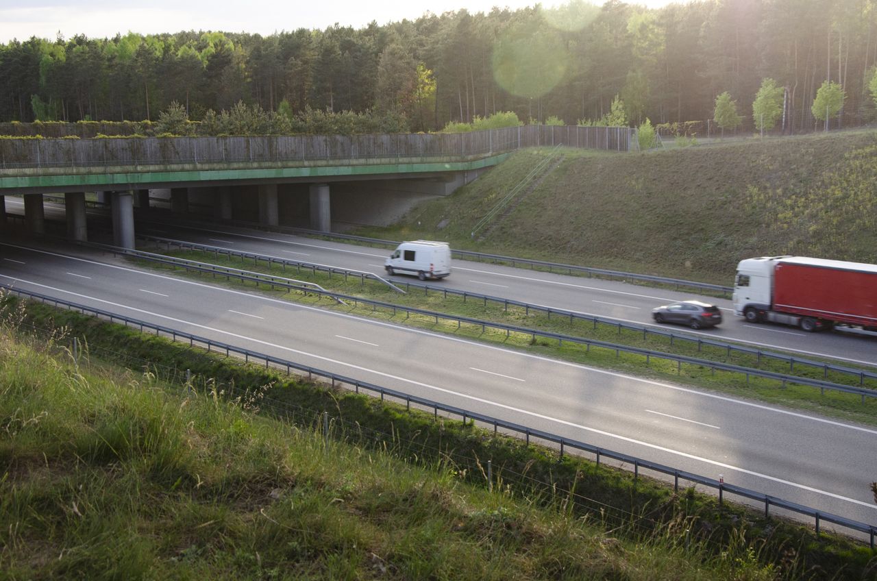 Płatne drogi od 1 listopada. Dotyczy nie tylko transportu