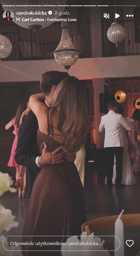 Sandra Kubicka i ukochany bawili się na ślubie Dudka