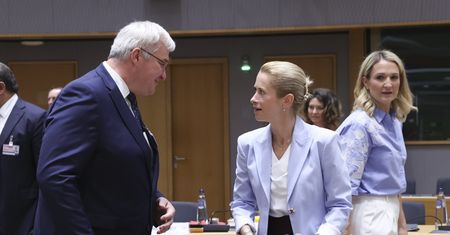 Ukraina reaguje na decyzję UE. Szef MSZ mówi o kamieniu milowym