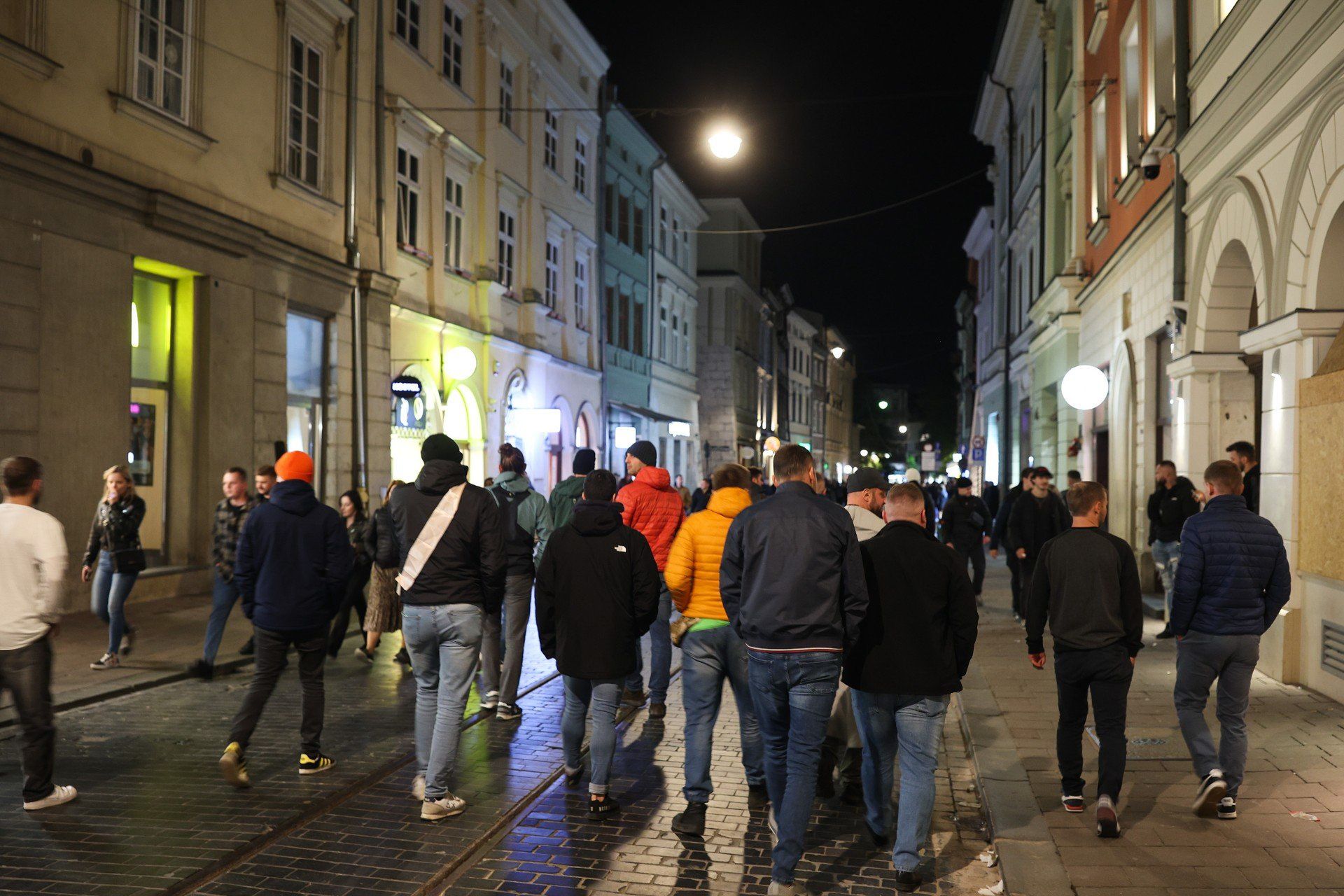Nocne życie Krakowa na celowniku straży miejskiej