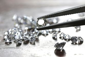 Inwestycja w diamenty – poradnik dla początkujących inwestorów