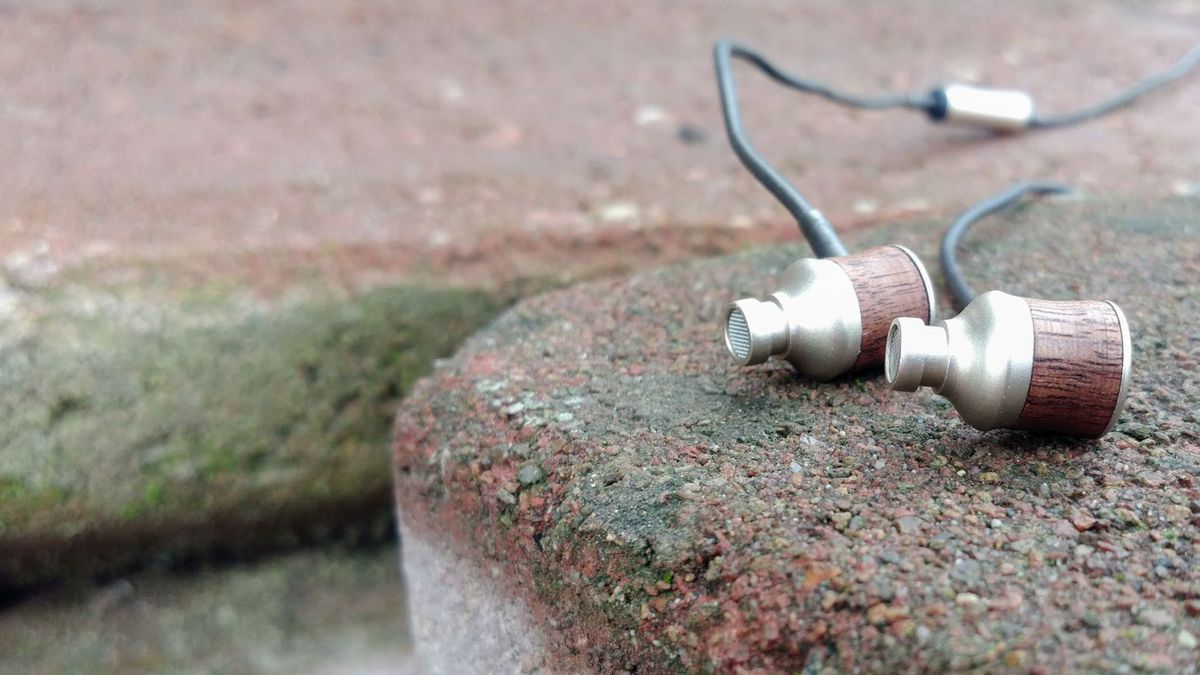 Meze 12 Classics nie tylko wyglądają świetnie, ale i bardzo dobrze grają [TEST] 1