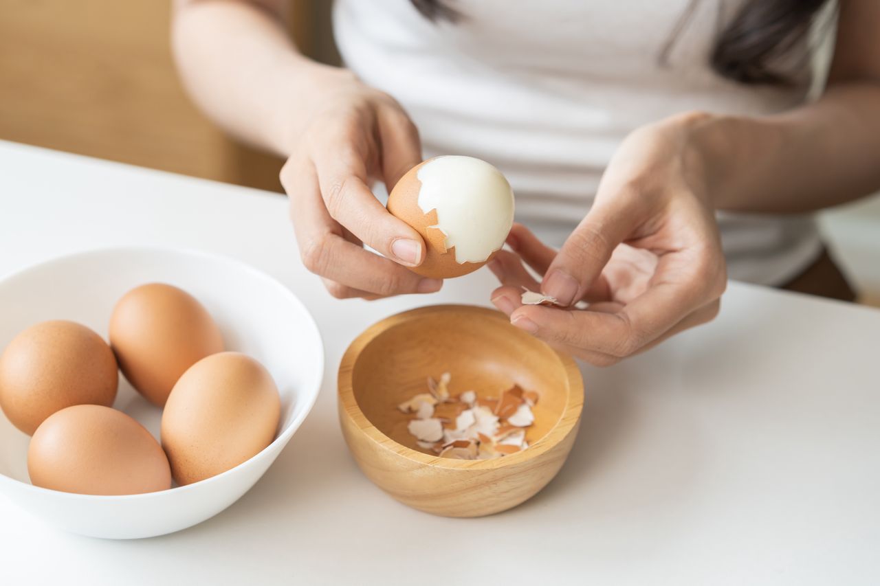 Don't throw away eggshells.