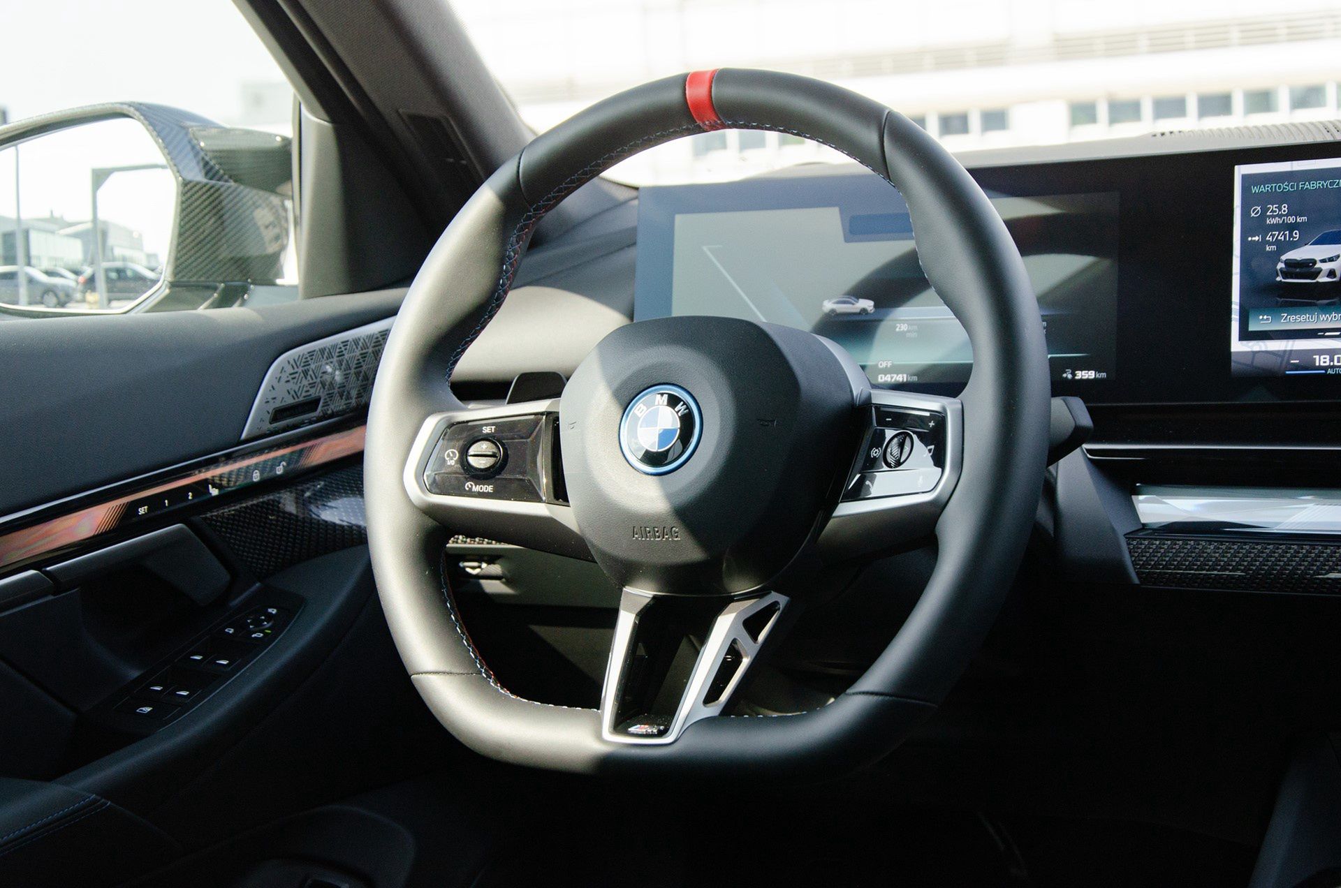 BMW i5 M60