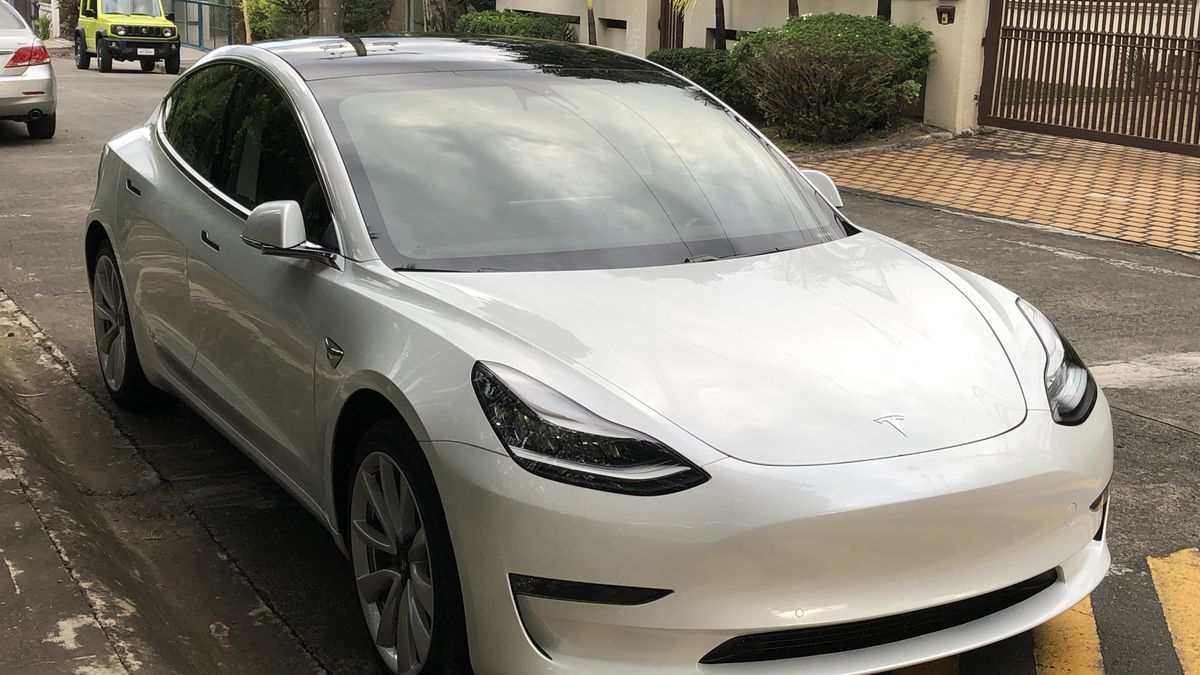 Okazuje się, że dla Tesli wyzwaniem może być nawet pogoda