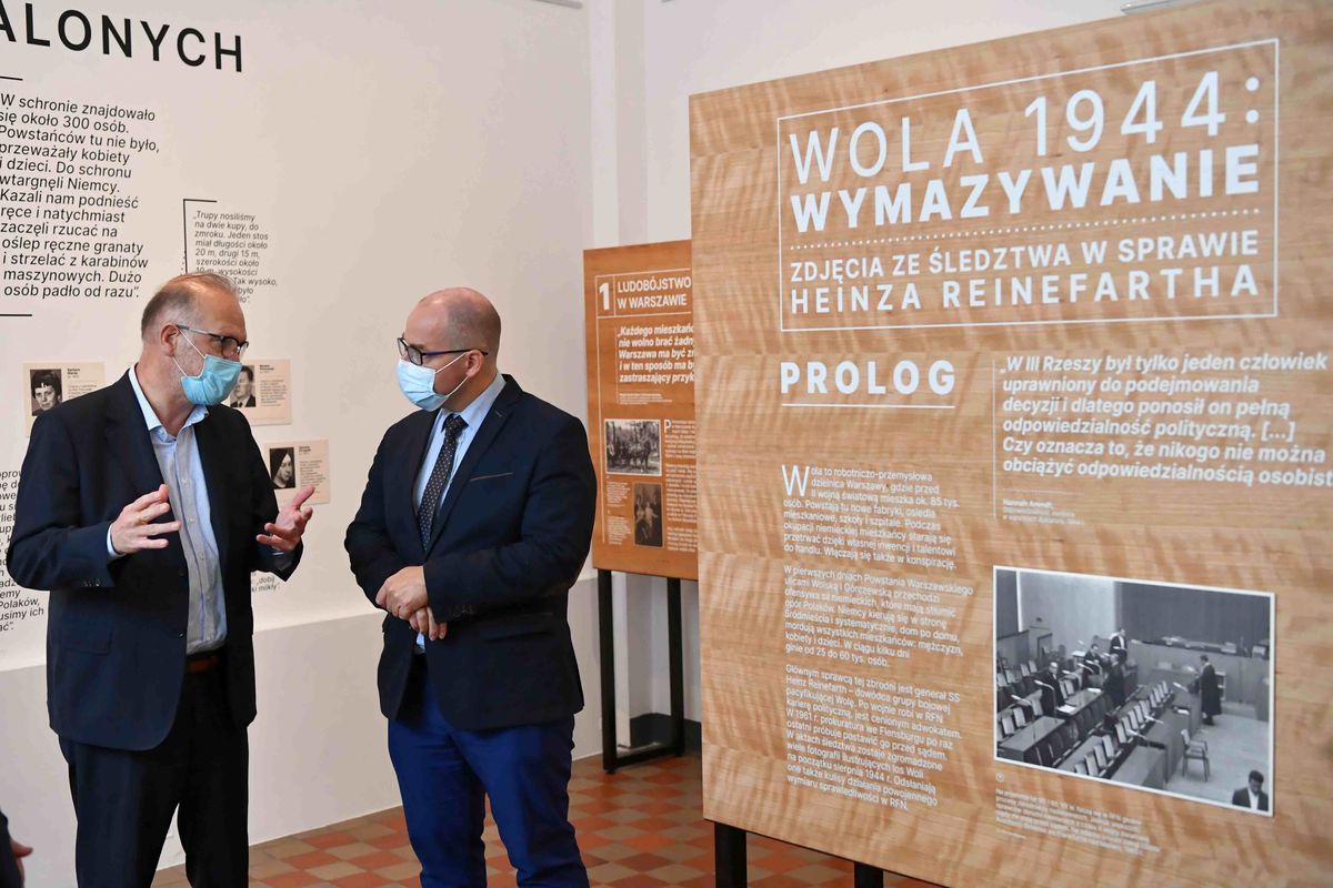 Warszawa. Wernisaż wystawy "Nieznane zdjęcia z Powstania Warszawskiego" 